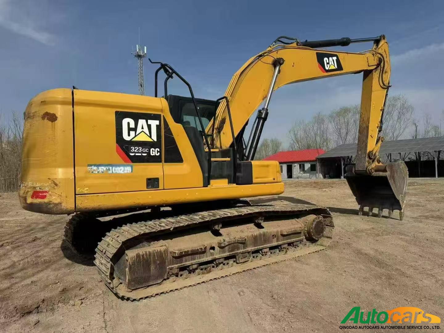 Caterpillar 323D2